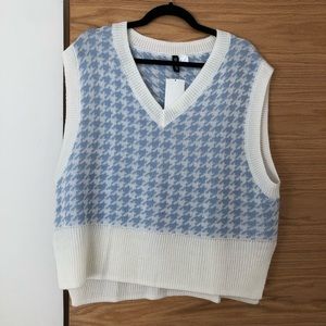 NWT H&M Sweater Vest